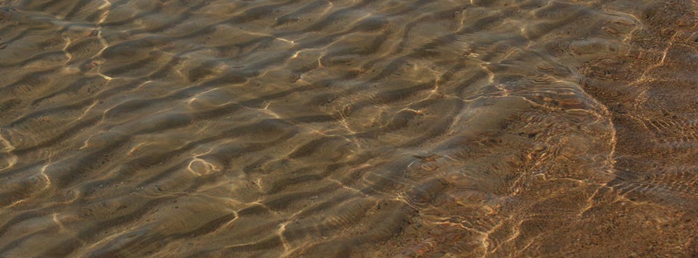 Waves on Shore, Photo by Jereen